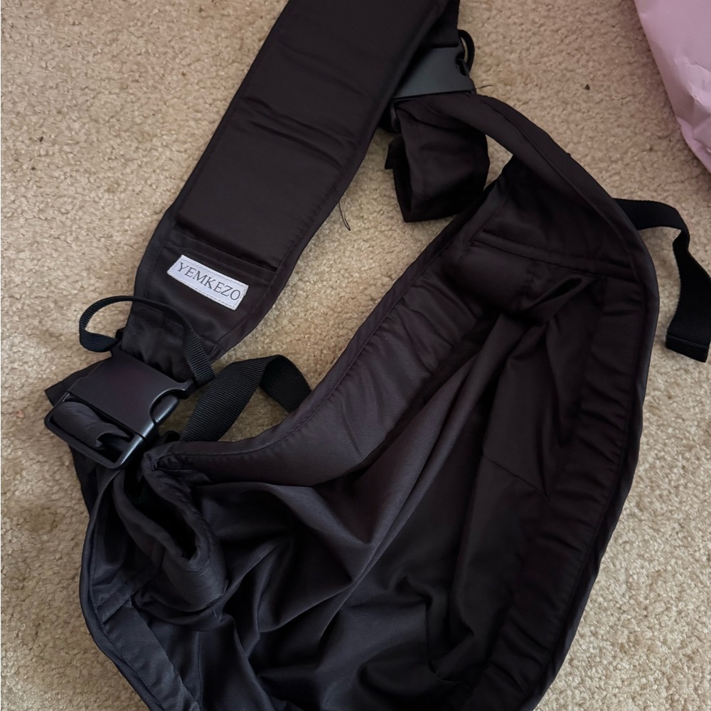 Baby Bundle (side sling carrier, blankets/bassinet sheets and swaddles)